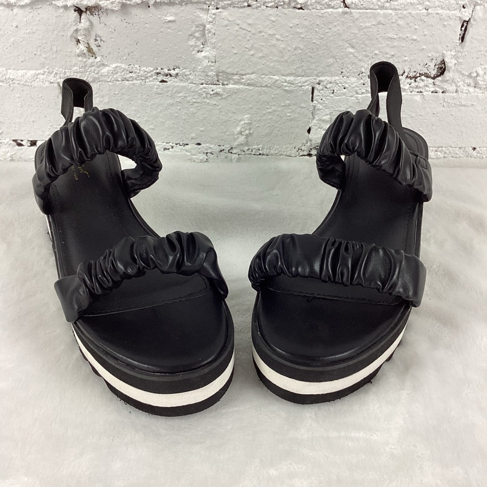 New Comfort 1946 Sandal